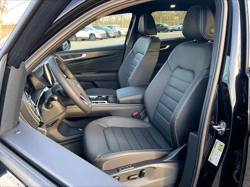 New 2026 Volkswagen Atlas Cross Sport SEL R-Line image 11