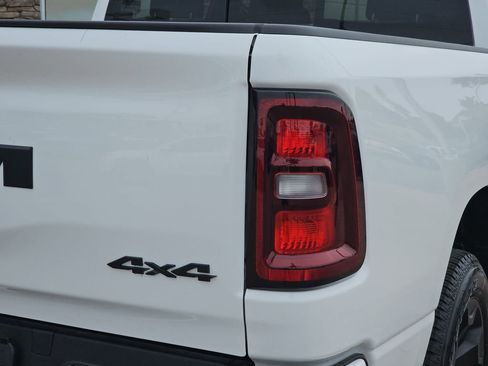 New 2026 RAM 1500 Express image 39