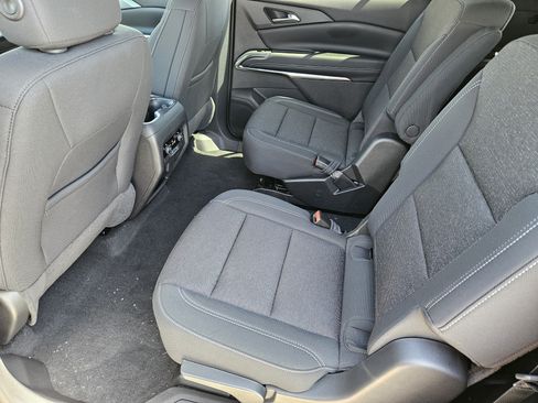 New 2026 Chevrolet Traverse LT w/ Sun and Wheel Package FWD image 20