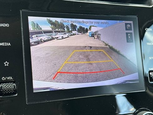 Used 2022 Hyundai Tucson SE image 21