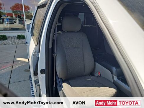 Used 2018 Ford F250 XLT w/ XLT Premium Package AWD/4WD image 36