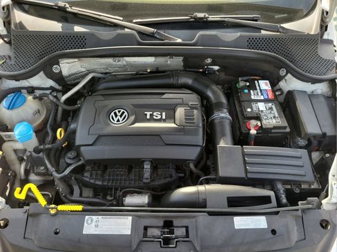 Used 2016 Volkswagen Beetle 1.8T S FWD image 21