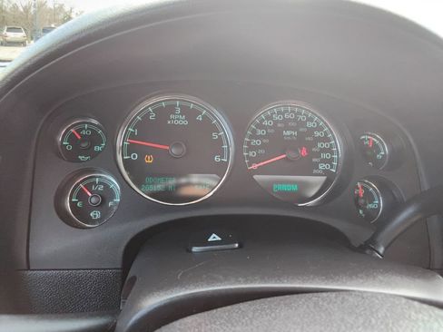 Used 2013 GMC Yukon XL Denali image 13