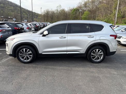 Used 2019 Hyundai Santa Fe SEL image 2