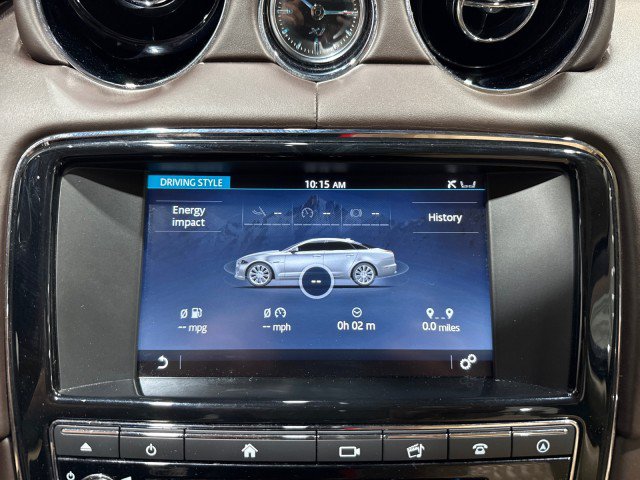 Used 2017 Jaguar XJ L Portfolio AWD/4WD image 76