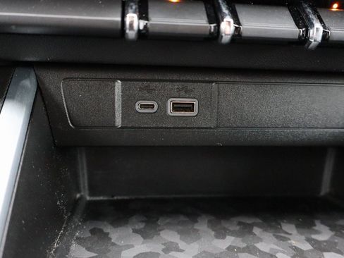 Used 2023 Chevrolet Colorado Trail Boss w/ LPO, Flex Utility Package image 14