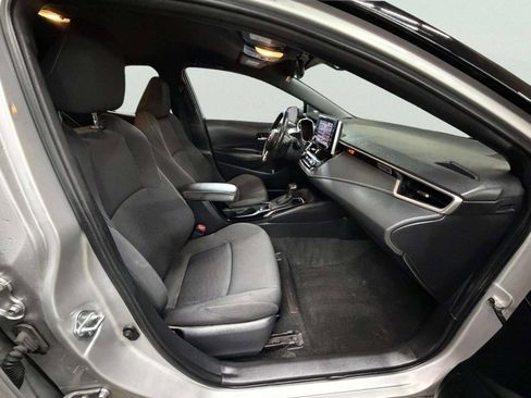 Used 2021 Toyota Corolla SE FWD image 23