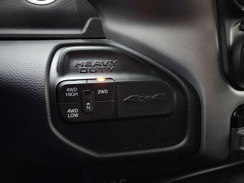 Used 2024 RAM 2500 Big Horn image 42