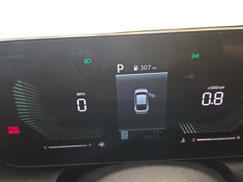 Used 2025 Kia K4 FWD image 21