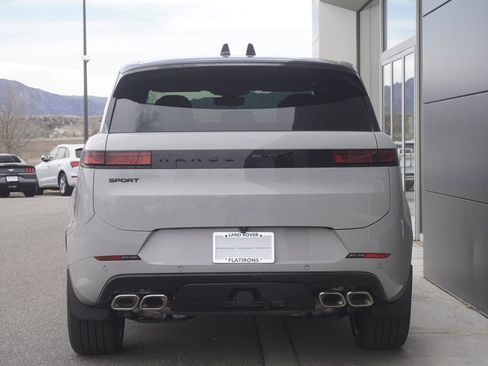 New 2026 Land Rover Range Rover Sport Dynamic SE AWD/4WD image 6