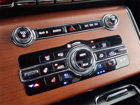 Certified 2022 Lincoln Aviator Reserve w/ Elements Package Plus image 19