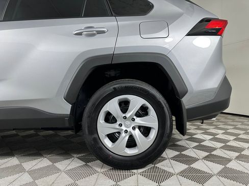 Used 2025 Toyota RAV4 LE image 27