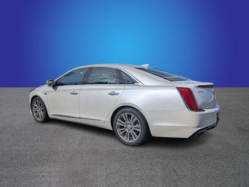 Used 2019 Cadillac XTS Luxury w/ Driver Awareness Package FWD image 3