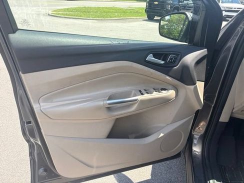 Used 2019 Ford Escape Titanium FWD image 13
