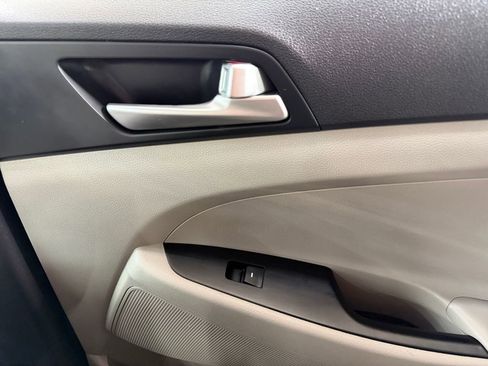 Used 2019 Hyundai Tucson SE FWD image 32