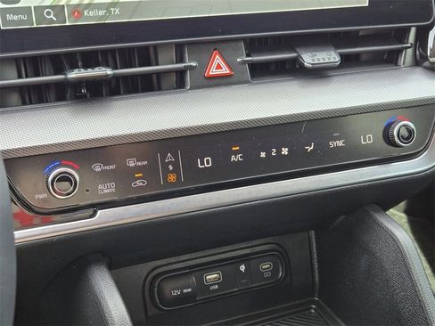 Certified 2025 Kia Sportage SX image 21