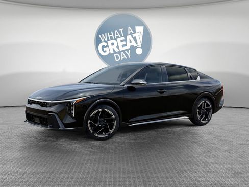 New 2026 Kia K4 GT-Line FWD image 3