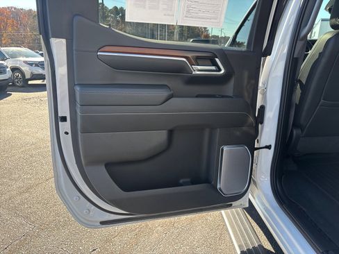 Used 2024 GMC Sierra 1500 Denali w/ Denali Reserve Package image 32