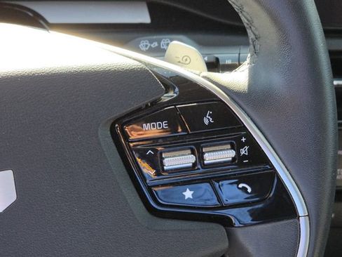 Used 2023 Kia Niro Wind FWD image 23