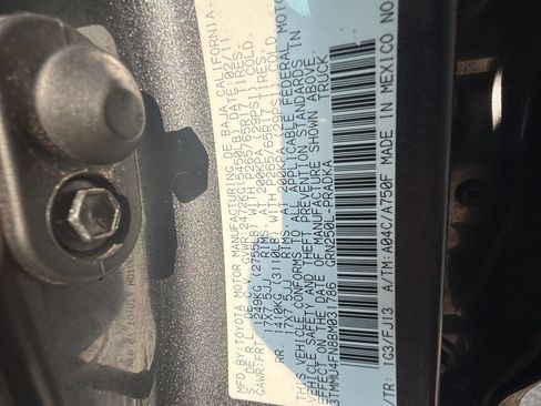 Used 2011 Toyota Tacoma 4x4 Double Cab w/ TRD Sport Pkg image 29