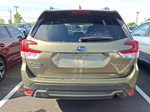 Certified 2023 Subaru Forester Premium AWD/4WD image 5