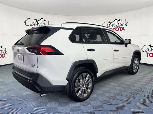 Used 2019 Toyota RAV4 XLE Premium w/ Cold Weather Package image 8