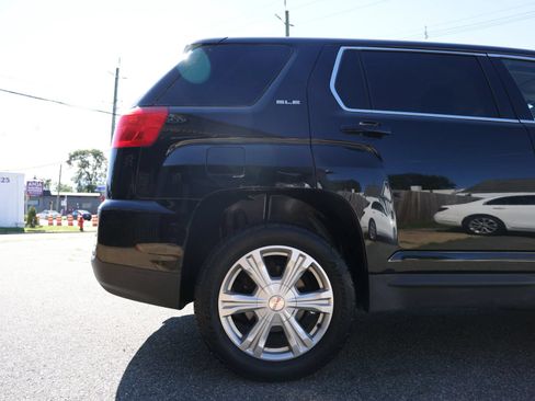 Used 2017 GMC Terrain SLE FWD image 6