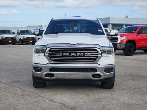 Used 2023 RAM 1500 Laramie AWD/4WD image 2
