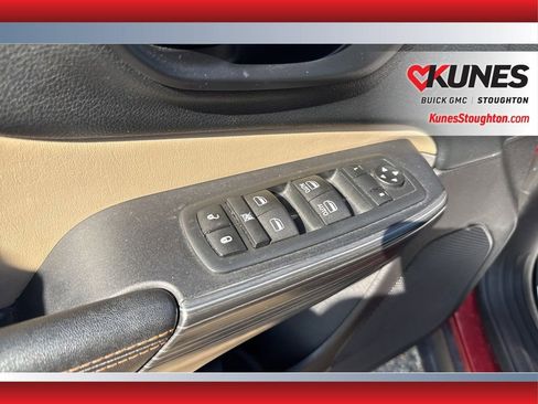 Used 2016 Jeep Cherokee Limited AWD/4WD image 20