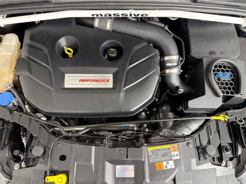 Used 2016 Ford Focus RS AWD/4WD image 34