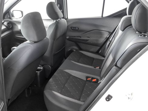 Used 2020 Nissan Kicks S FWD image 22