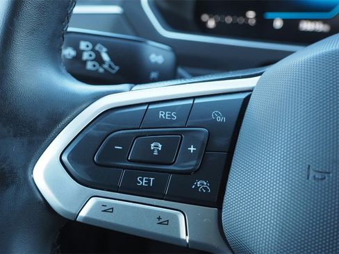 Used 2024 Volkswagen Tiguan Wolfsburg Edition image 22