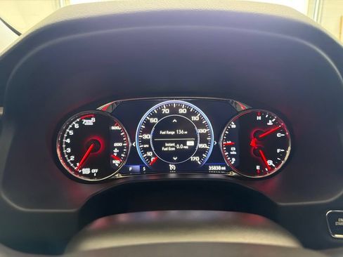 Used 2023 GMC Acadia Denali w/ Black Diamond Edition FWD image 9