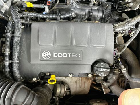 Used 2018 Buick Encore FWD image 31