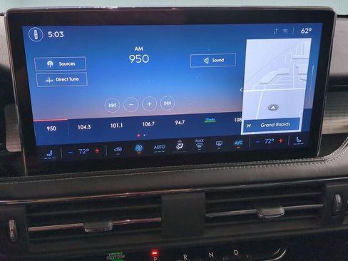 Certified 2023 Lincoln Corsair AWD image 22