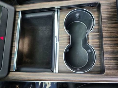 Used 2023 Tesla Model X image 55