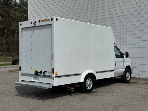 New 2027 Ford E-350 and Econoline 350 Super Duty w/ Power Equipment Group image 27