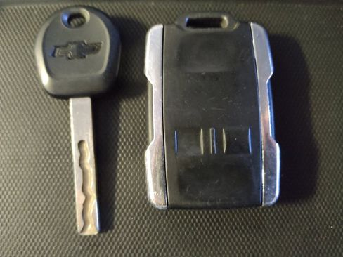 Used 2018 GMC Sierra 1500 SLT w/ SLT Premium Package image 32