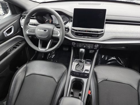 Used 2023 Jeep Compass Latitude w/ Convenience Group image 22