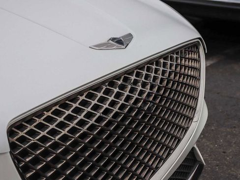 Used 2023 Genesis GV70 2.5T w/ Advanced Package image 5