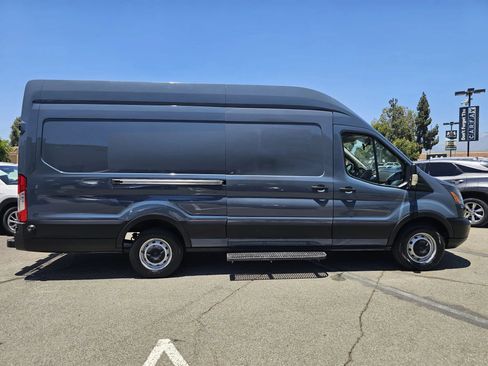 Used 2019 Ford Transit 250 148 High Roof Extended RWD image 4