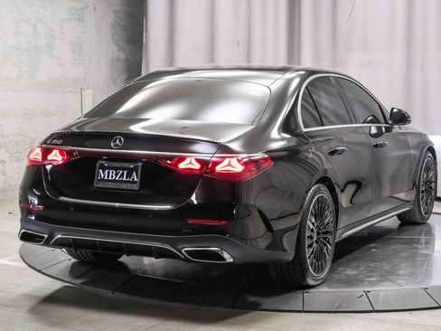 Used 2025 Mercedes-Benz E 350 Sedan image 4