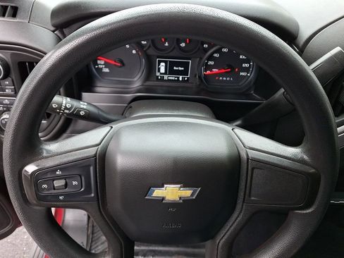 Used 2020 Chevrolet Silverado 1500 Custom w/ Custom Value Package image 19