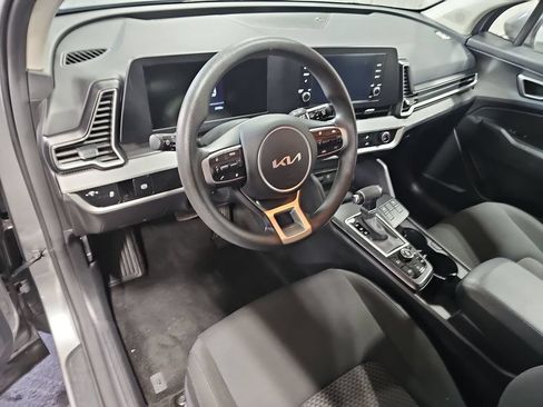 Used 2023 Kia Sportage LX AWD/4WD image 15