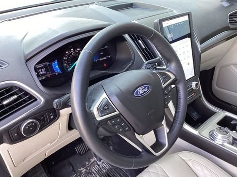 Used 2023 Ford Edge Titanium w/ Class II Trailer Tow Package AWD/4WD image 27