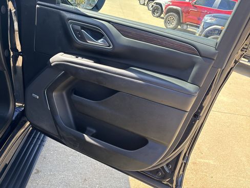 Used 2022 Chevrolet Tahoe High Country w/ Max Trailering Package AWD/4WD image 20
