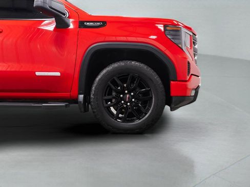 Used 2023 GMC Sierra 1500 Elevation w/ X31 Off-Road Package AWD/4WD image 7