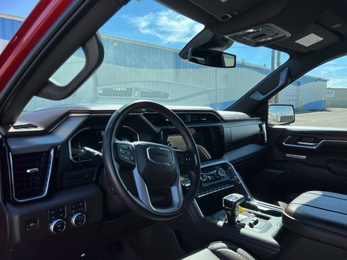 Used 2024 GMC Sierra 1500 Denali AWD/4WD image 17