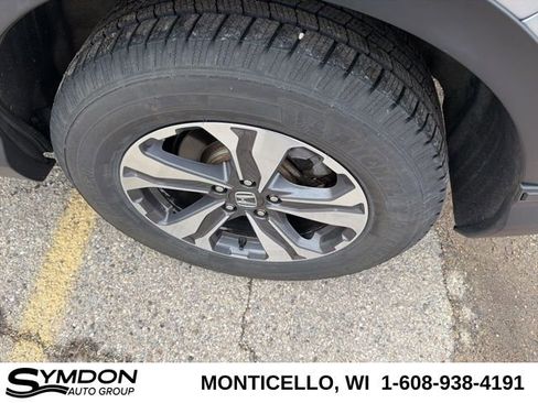 Used 2018 Honda CR-V LX image 24