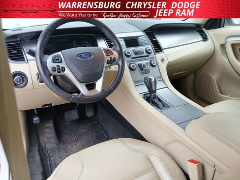 Used 2015 Ford Taurus SEL image 15